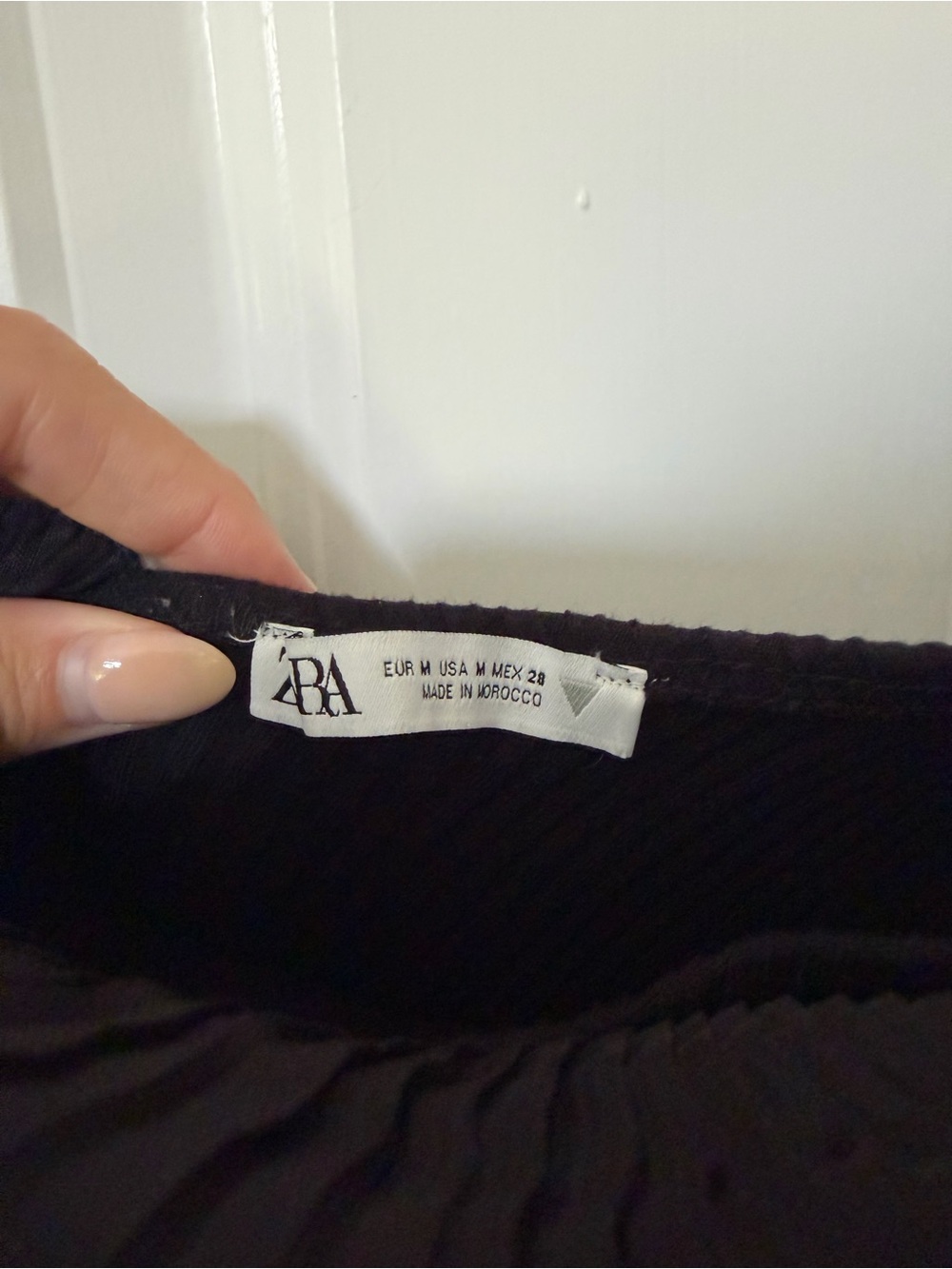 Zara Black One-Shoulder Ruffle Ribbed Crop Top - Picture 4 of 4